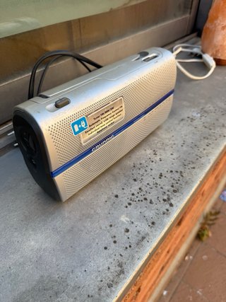 Radio Portátil Grundig FM/MW/SW