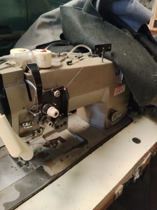 Máquina de coser JUKI industrial