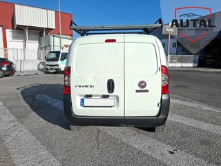 FIAT FIORINO 2018 CON PORTACARGAS DE RODILLO