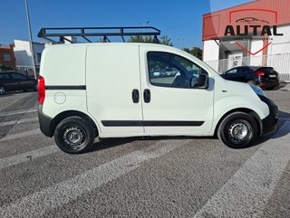 FIAT FIORINO 2018 CON PORTACARGAS DE RODILLO