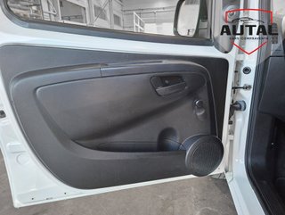 FIAT FIORINO 2018 CON PORTACARGAS DE RODILLO