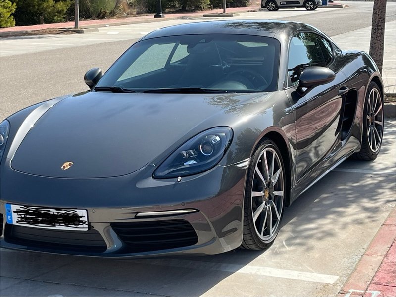 Porsche 718 Cayman 2017 - foto 1