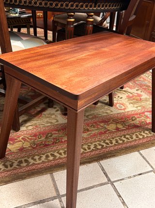 Mesita auxiliar Mid Century restaurada
