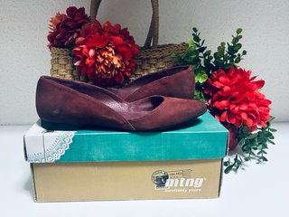 Zapatos Tacón Bajo Bailarinas Vino Mustang 38