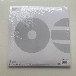 EDICION DELUXE  BTS   ARIRANG  B & W VERSION