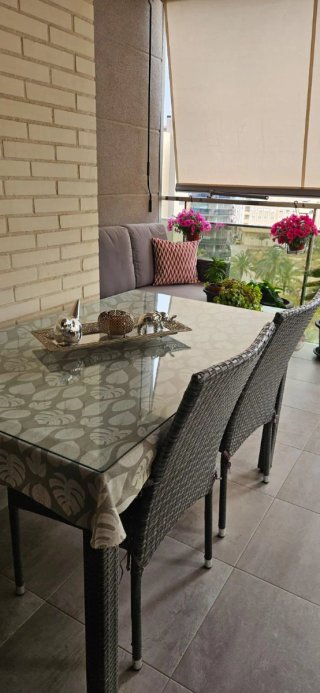 Conjunto Muebles Jardín Ratán Gris y Cojines