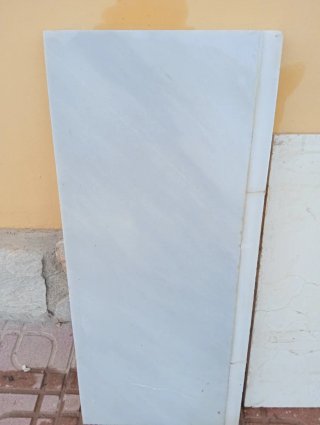 Piezas de mármol de varios tamaños