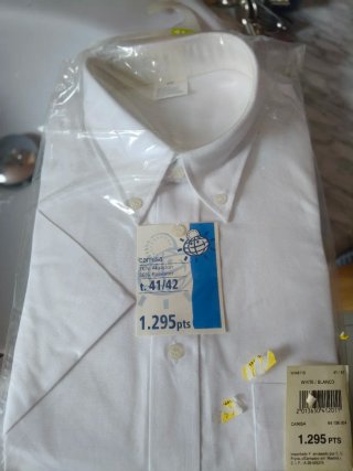 Camisa blanca nueva talla 41/42