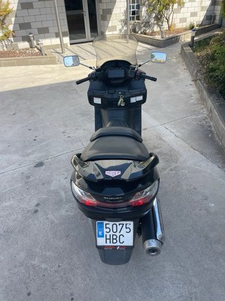Suzuki Burgman 400 Negra Automática