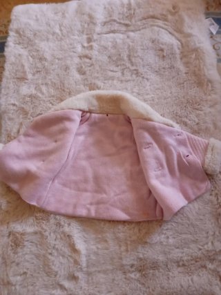 Abrigo bebé niña rosa con cuello de pelo