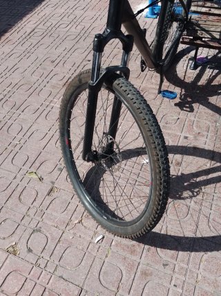 Bicicleta Trek Marlin 6 2025 Pintada
