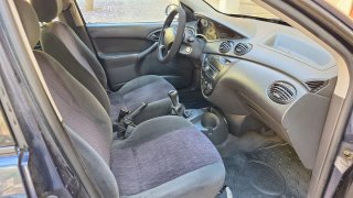 Ford Focus 1.6i 5P
