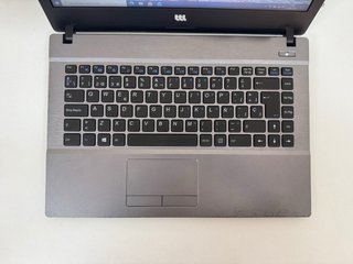 Portátil i3 8GB RAM 120GB SSD