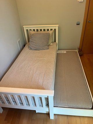 Cama individual con nido y colchones