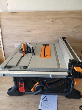 Sierra de mesa Evolution R255TBL