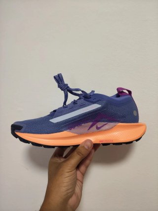 T40 Nike Pegasus Trail 4 GTX  Morado Naranja