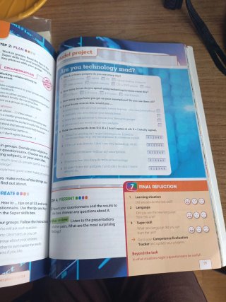 INFLUENCE TODAY 3 Student's book: libro de text...