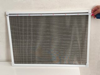 Mosquiteras blancas para ventanas
