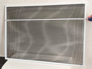 Mosquiteras blancas para ventanas