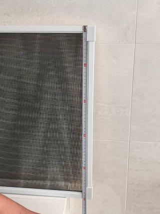 Mosquiteras blancas para ventanas