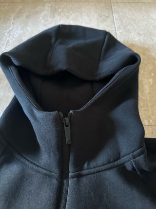 Conjunto Nike Tech Fleece x NOCTA Negro Dorado