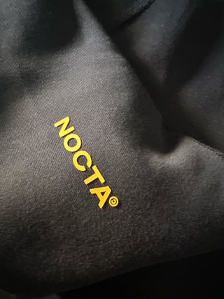 Conjunto Nike Tech Fleece x NOCTA Negro Dorado