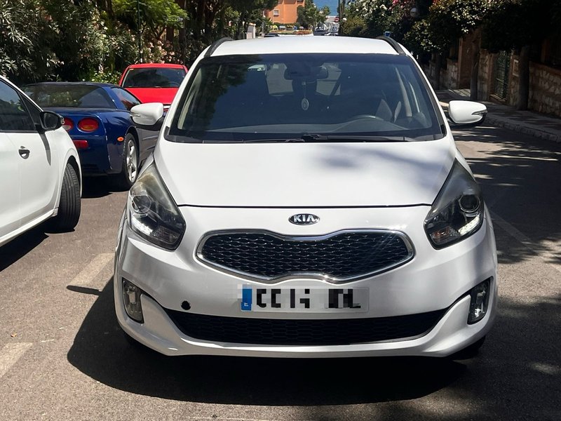 KIA Carens 2014 - foto 1