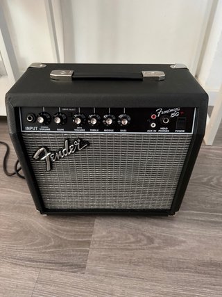 Guitarra Eléctrica Squier Affinity Stratocaster