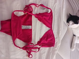 Bikini Oysho Fucsia Nuevo sin estrenar.braga S