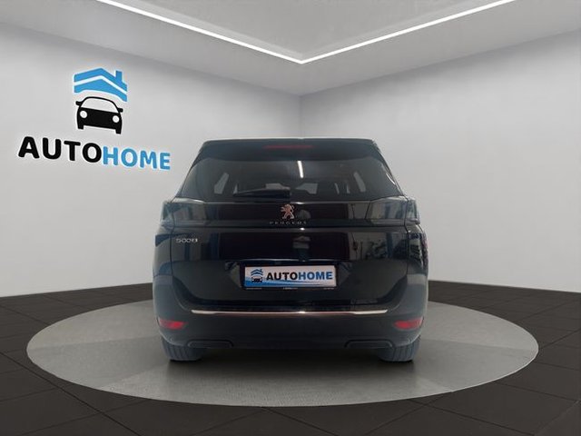 Peugeot 5008 1.2 100KW Allure Pack eDCS6 (2024)