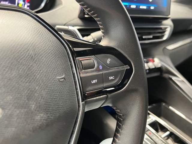 Peugeot 5008 1.2 100KW Allure Pack eDCS6 (2024)