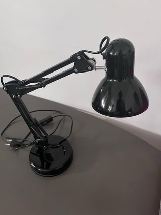 Flexo de escritorio negro