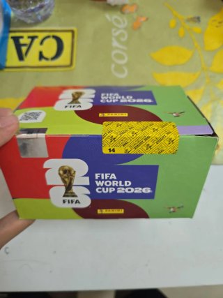 Caja 100 sobres FIFA World Cup 2026