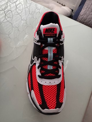 Zapatillas Nike Running Rojas y Negras