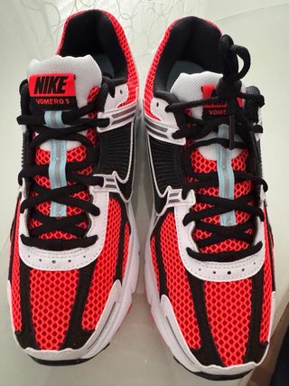 Zapatillas Nike Running Rojas y Negras