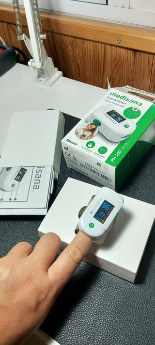 Pulsioxímetro Medisana PM 100 Connect