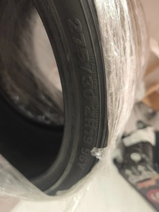 2 Neumáticos Kumho Ecsta PS71 275/30 ZR19 96Y XL