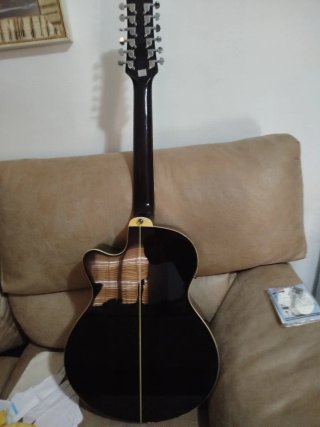 Guitarra Ashton 12 cuerdas, incluye funda y cuerda