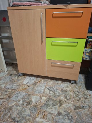 Dormitorio juvenil en perfecto estado
