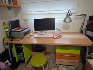 Dormitorio juvenil en perfecto estado