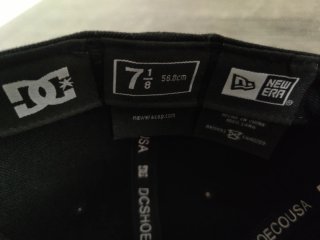Gorra DC Shoes Negra Talla 7 1/8 56,8cm