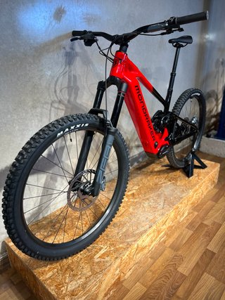 Mondraker Level R 2026 Rojo Talla S/M/ML/L/XL