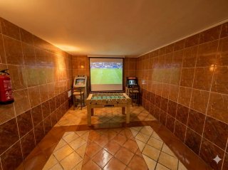 Alquiler parcela con piscina para eventos