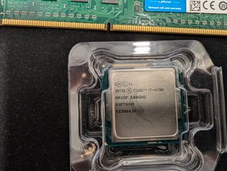 Placa Base ASUS H81M-K + Intel i7-4790 + 16GB RAM