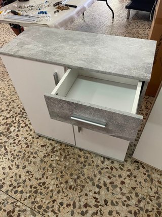 Aparador Nuevo Blanco y Gris en oferta
