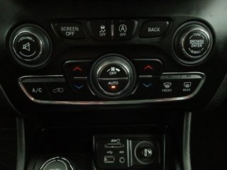 Jeep Cherokee 2.2CRD 136kW Night Eagle III Aut 4x4 AD1