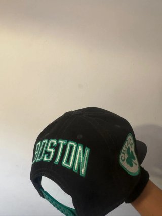 Gorra New Era Boston Celtics Negra y Verde