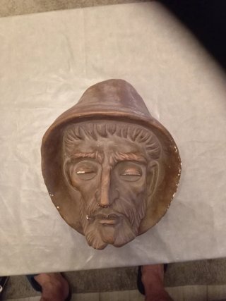 Máscara de Fraile Franciscano de Yeso