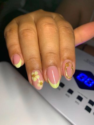 Servicio uñas a domicilio