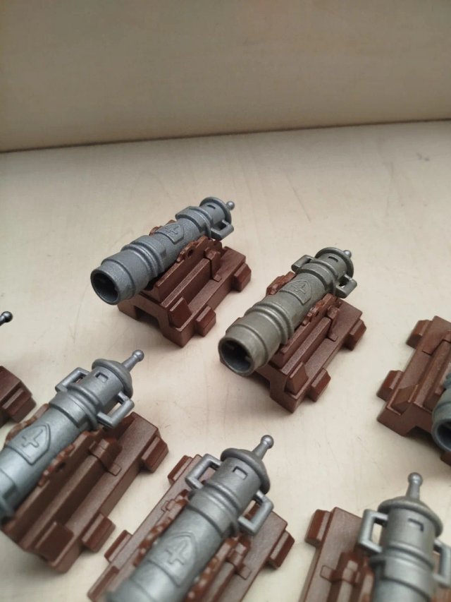 Lote Playmobil 7 cañones y balas